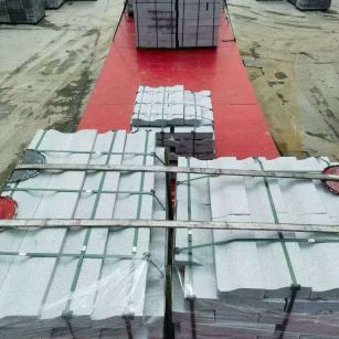 大同 芝麻白仿形加直形路沿石出货日常