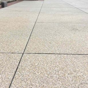 大同 黄金麻花岗岩石板材荔枝面地面铺装效果