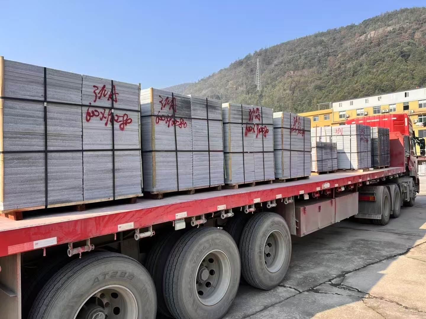 大同 芝麻灰地铺石出货日常