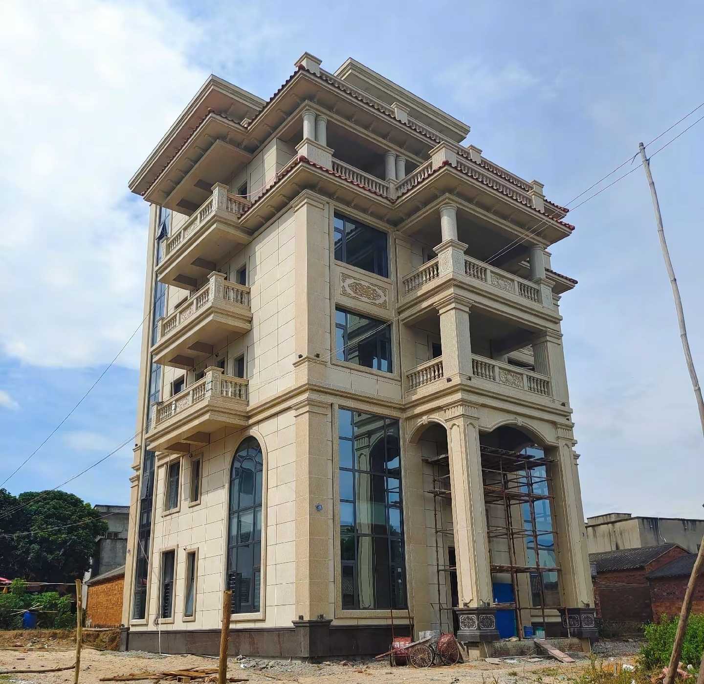 大同 黄金麻花岗岩石材别墅外墙干挂搭配（雕花栏杆花瓶柱门楼罗马柱）