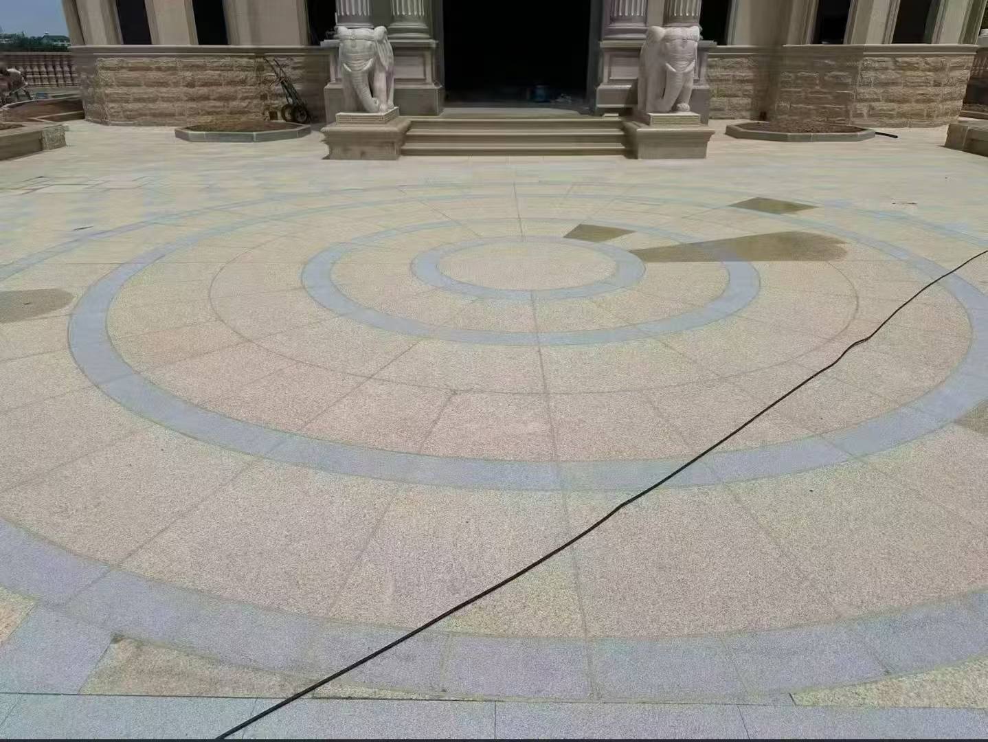 大同 黄金麻芝麻灰花岗岩石材地铺拼接效果