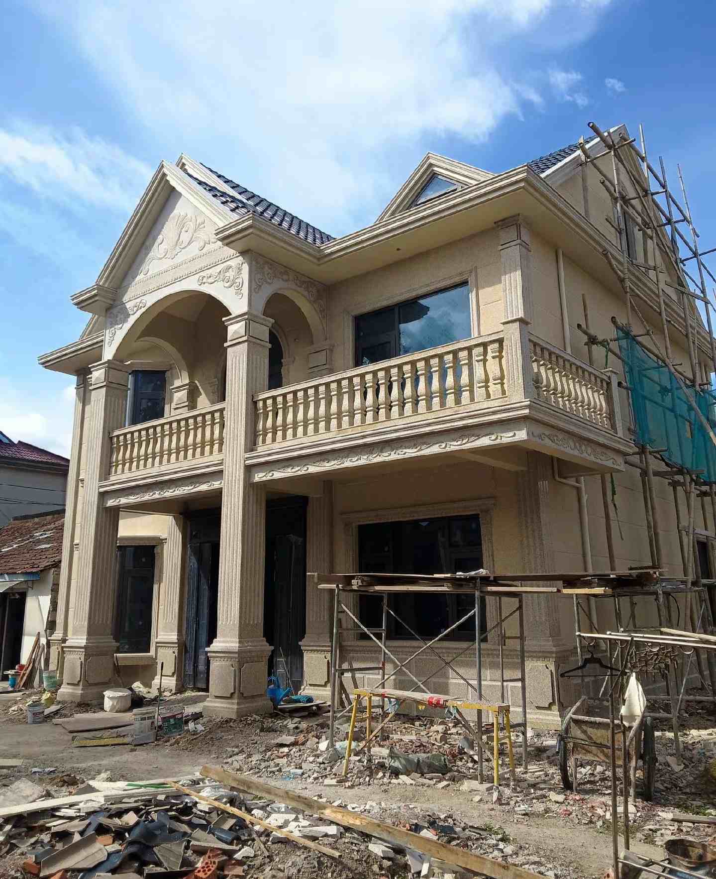 大同 黄金麻花岗岩石材私人别墅雕花门楼柱阳台栏杆