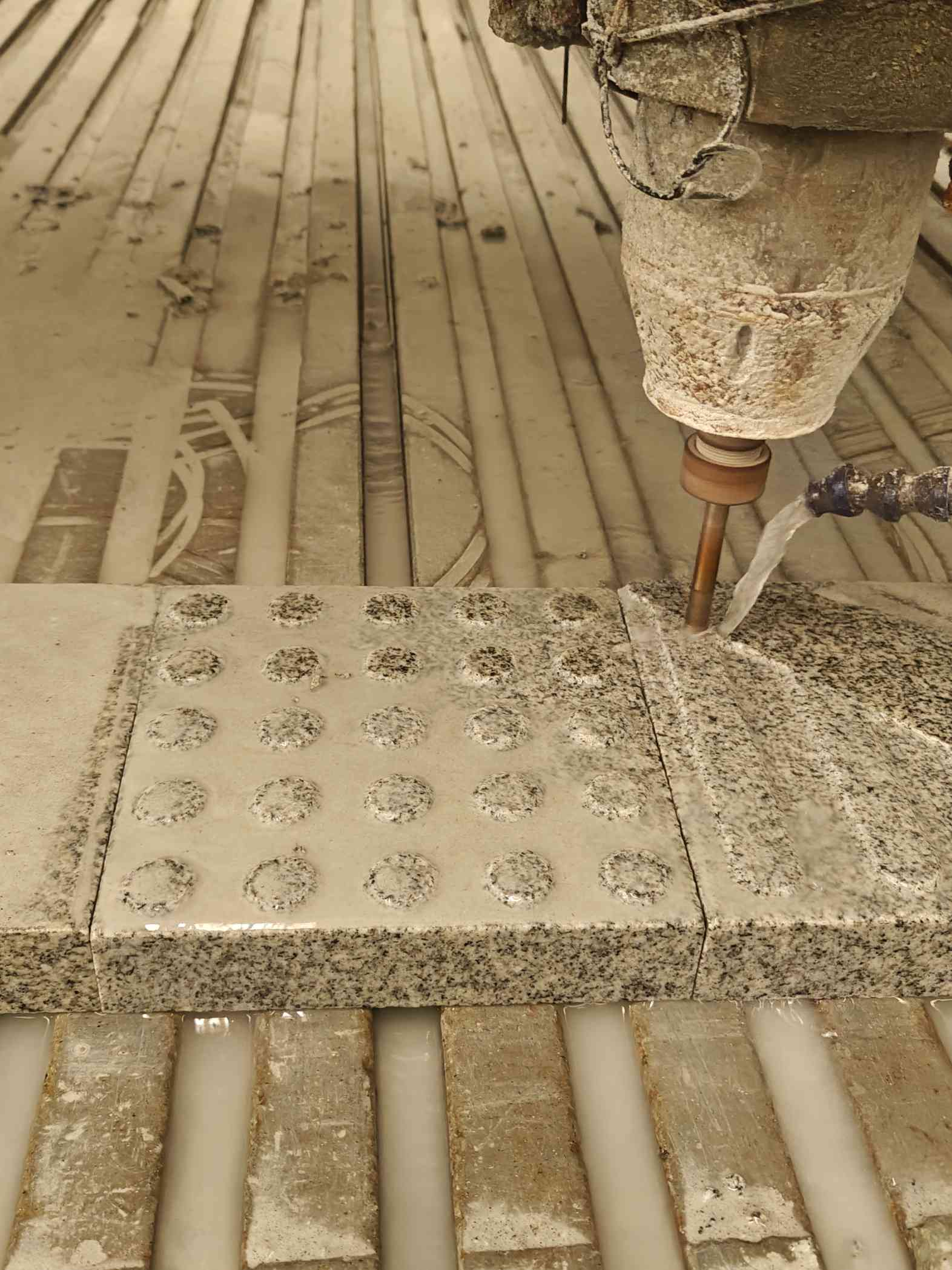 大同 芝麻白花岗岩石材盲人石、盲道石、盲点石