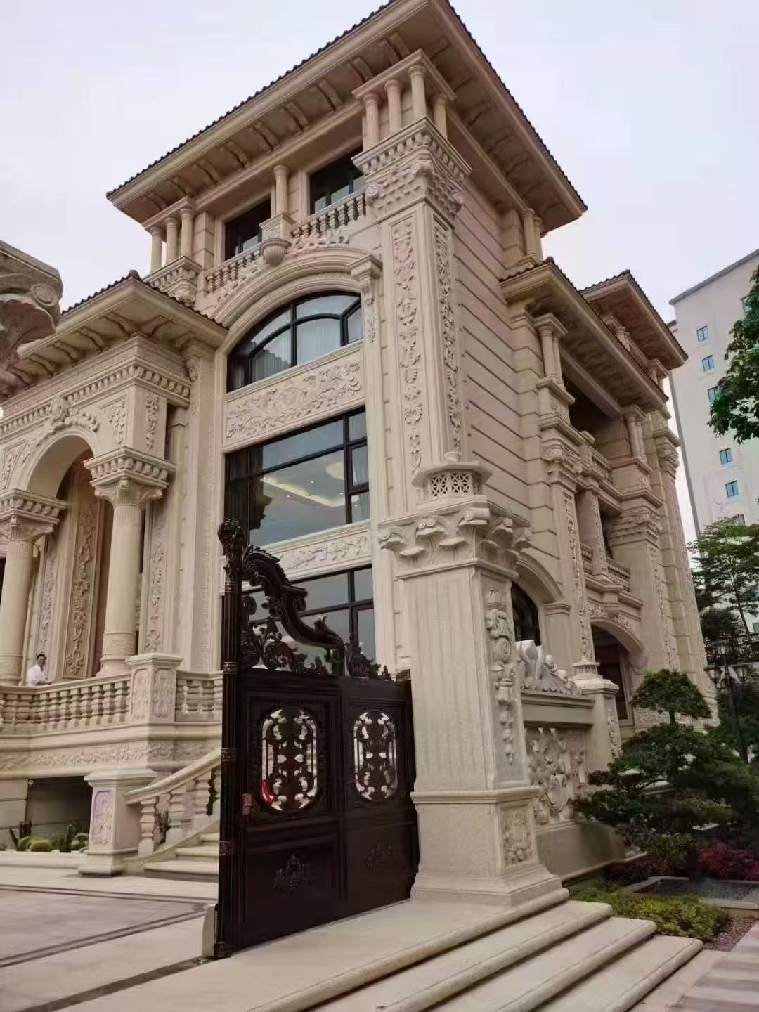 大同 黄金麻花岗岩别墅外墙干挂效果展示