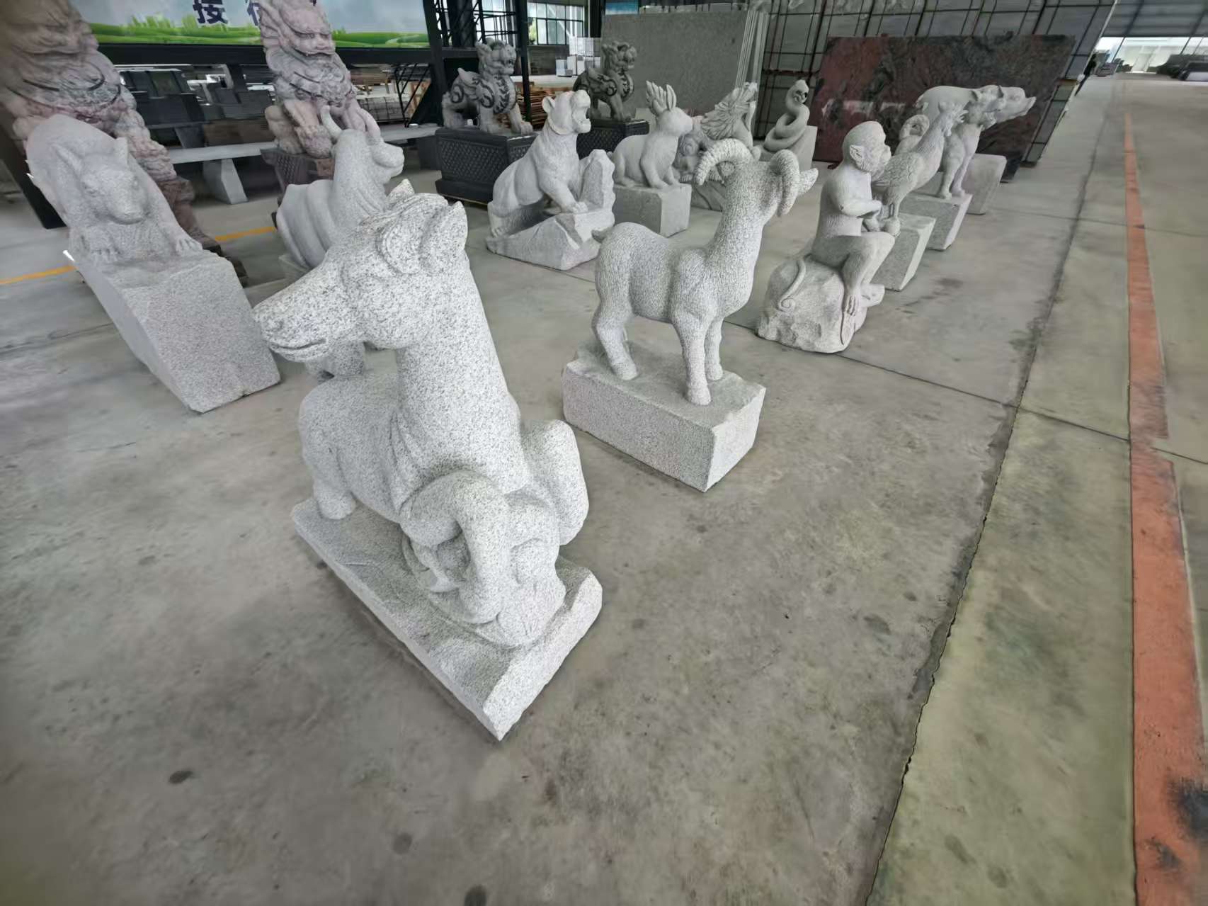 大同 芝麻白花岗岩造型立体雕刻——十二生肖